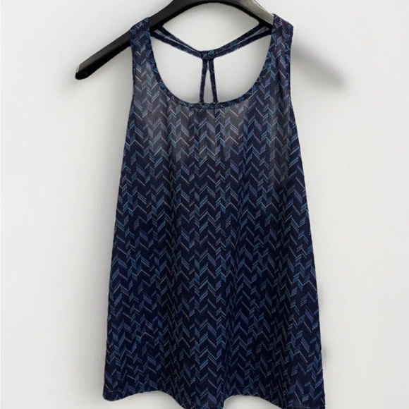 Women’s Old Navy Active Tank Spaghetti Strap‎ Size XS￼ - Picture 1 of 3